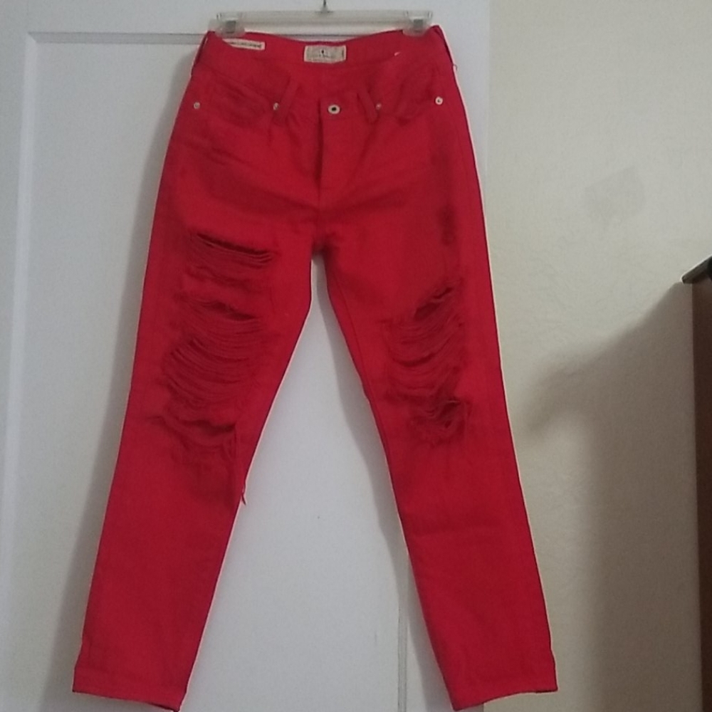 Slim Boyfriend jean ripped dirty red Lucky Brand